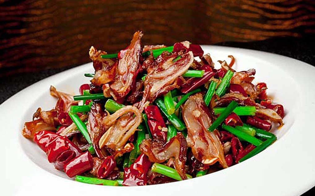 老石小灶腊脆骨切片农家特色下酒菜家常小炒