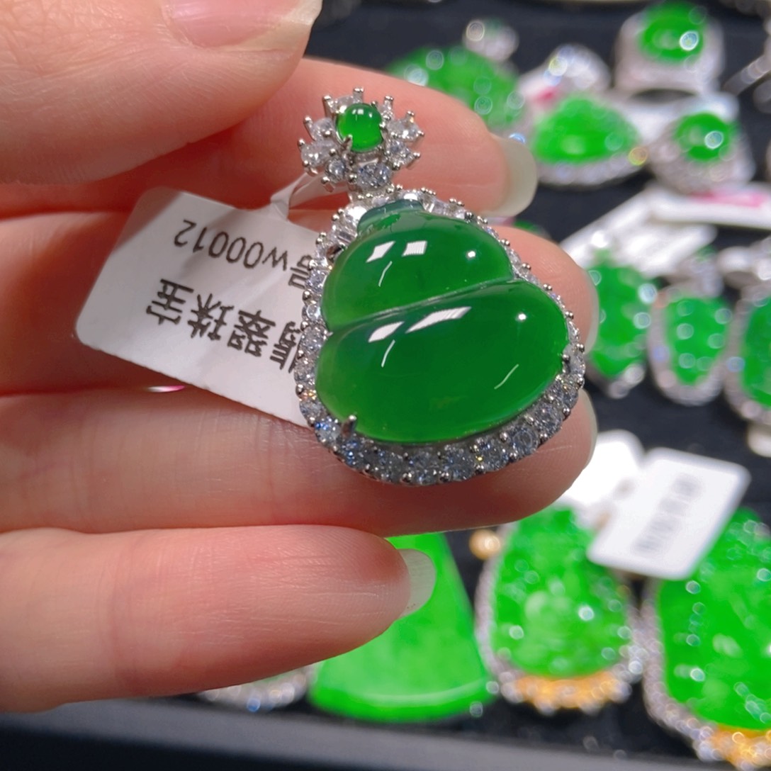 翡翠吊坠(不含链)银S925镶嵌