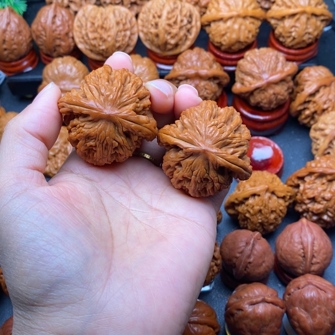 把件文玩核桃43狮虎兽