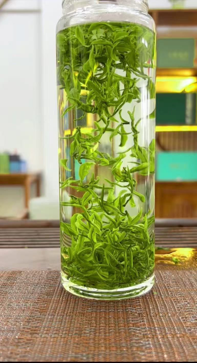 《手工白茶2号》白茶绿茶口感清香奶香香浓奶泡一芽一叶