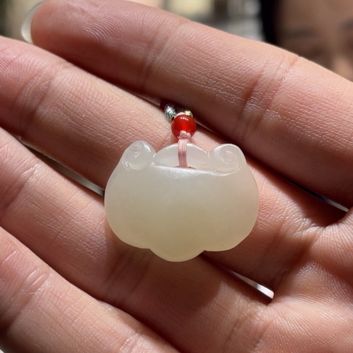 和田玉未镶嵌吊坠(不含链)