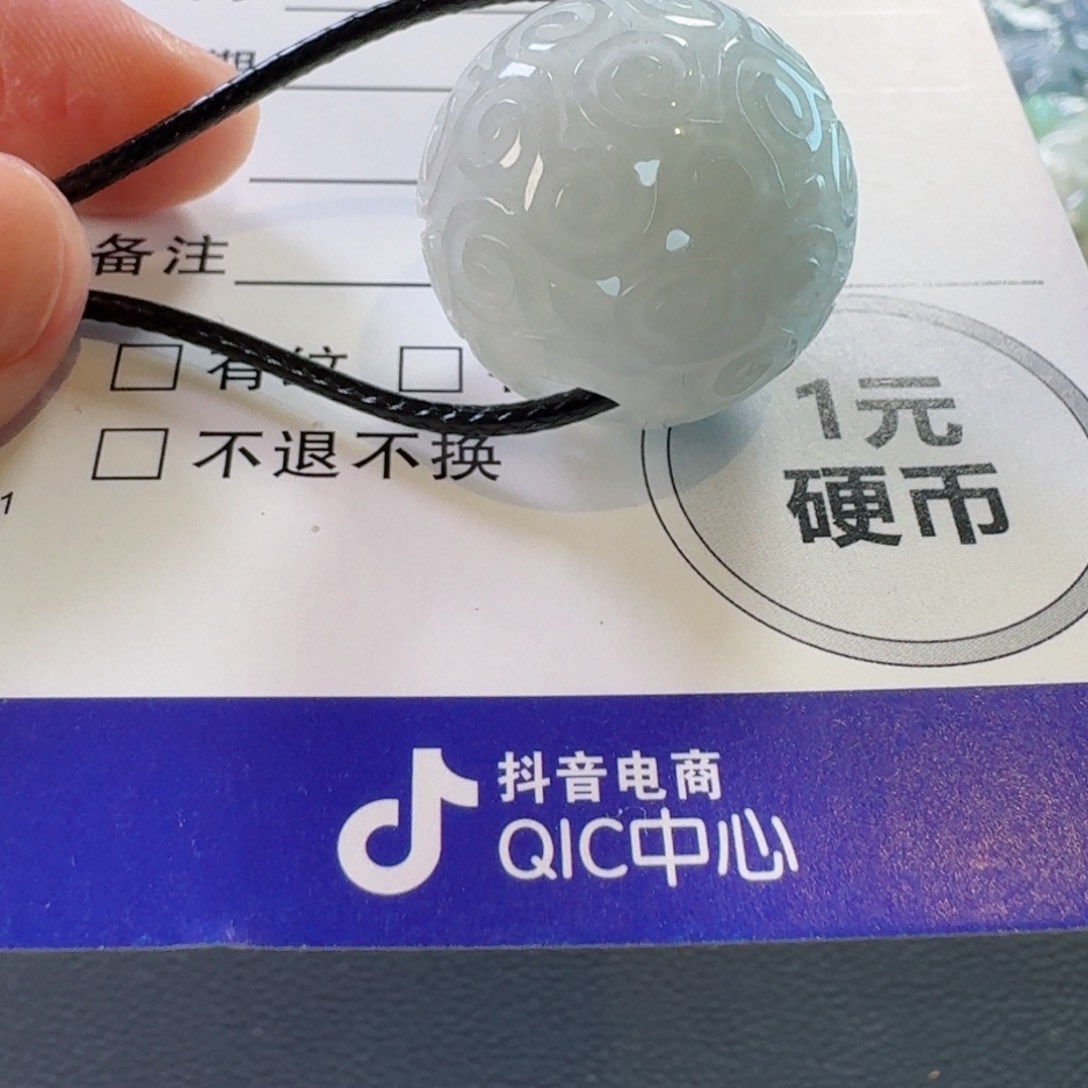 翡翠颈饰未镶嵌颈饰