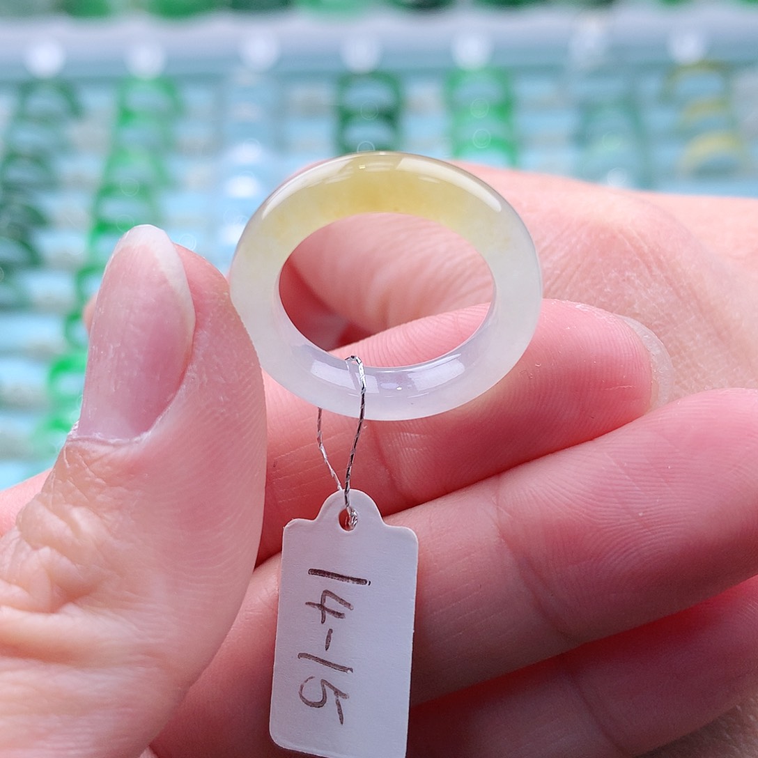 翡翠戒指未镶嵌A货缅甸翡翠