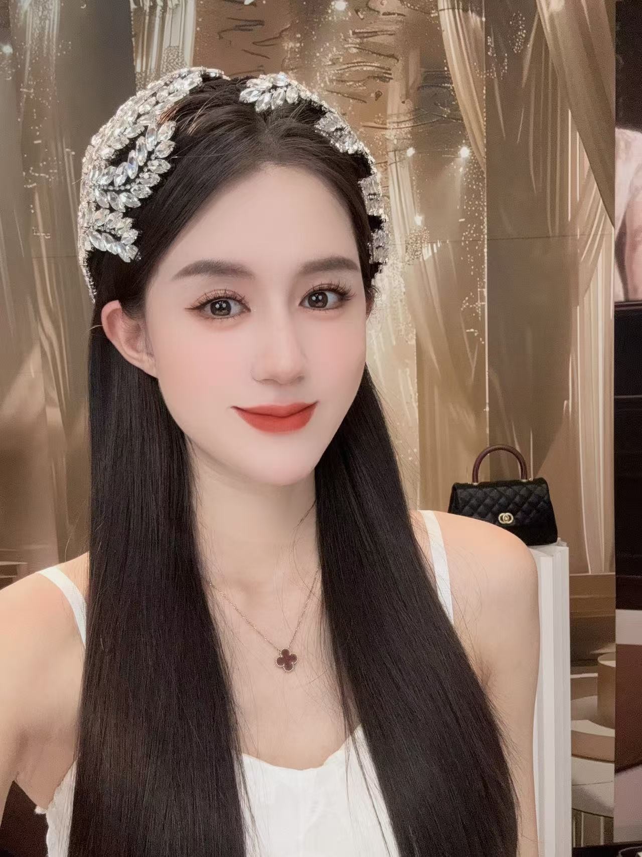 2025 新款时尚 百搭1女包轻奢休闲便捷黑白色球方胖