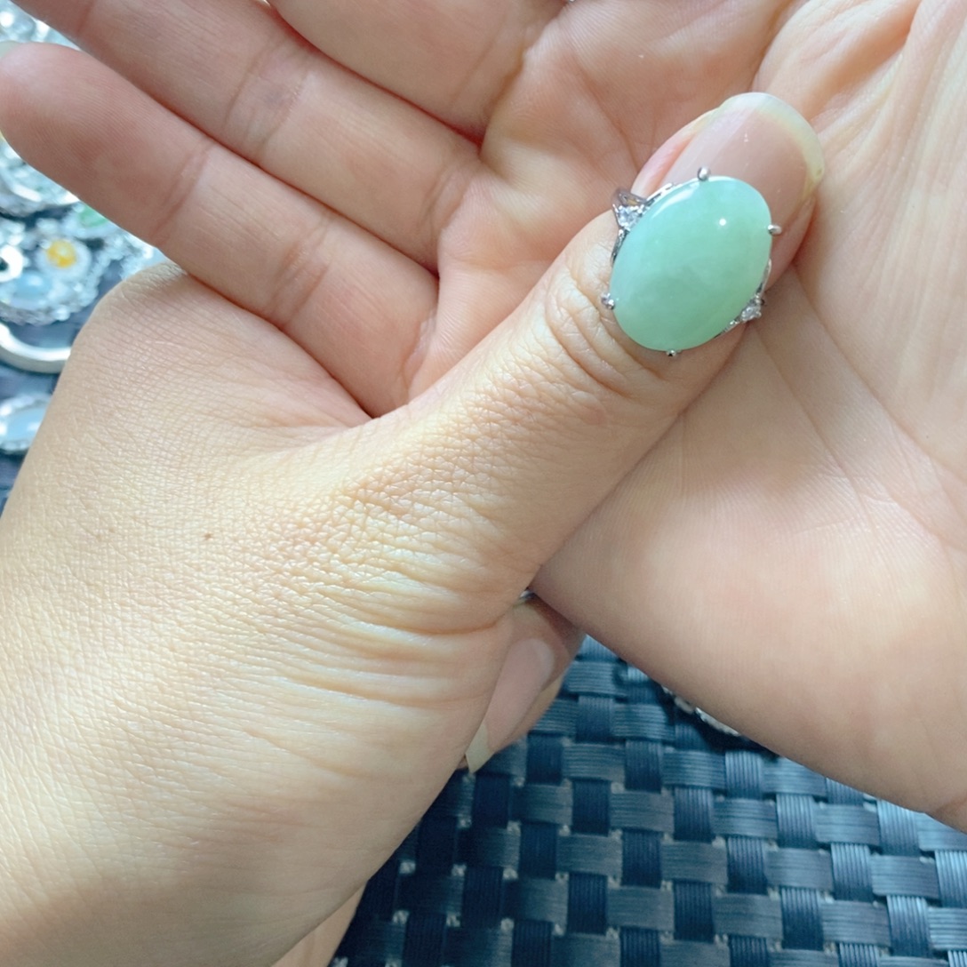 郑***馆翡翠未镶嵌戒指缅甸