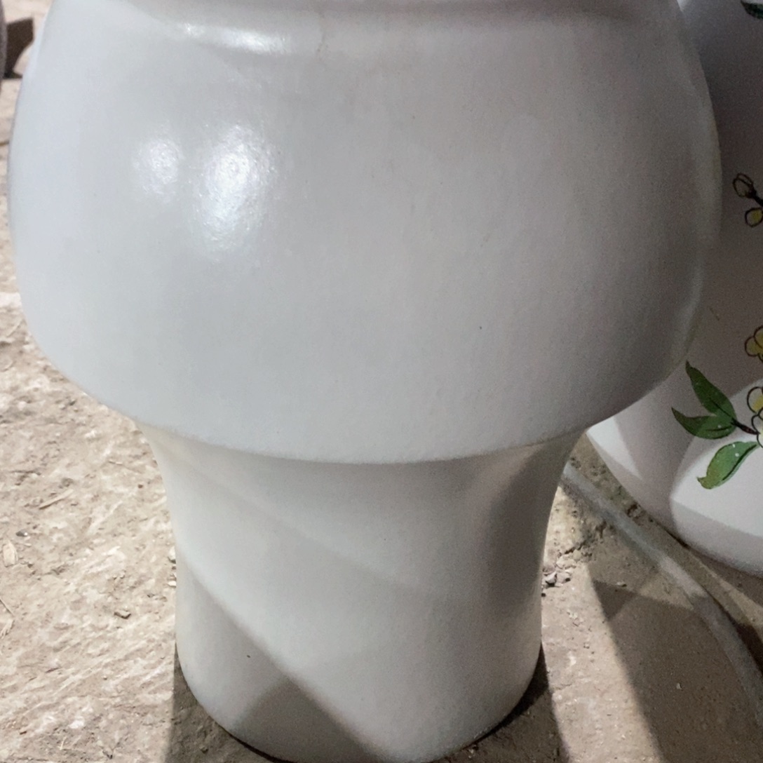 红陶瑕疵20-33一个