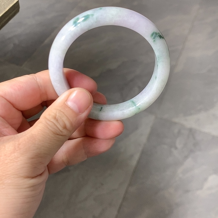 翡翠颈饰未镶嵌56圈