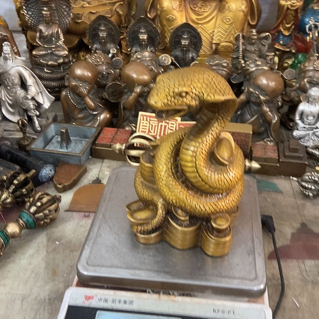 老杨黄铜摆件老杨黄铜摆件