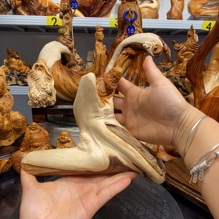 柏木（崖柏）蒯***勺崖柏手把件11111