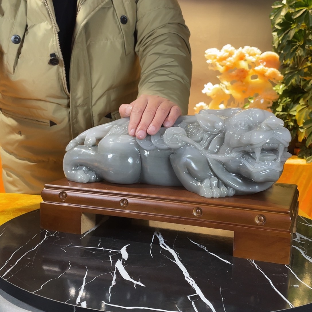 石材貔貅摆件手工雕刻