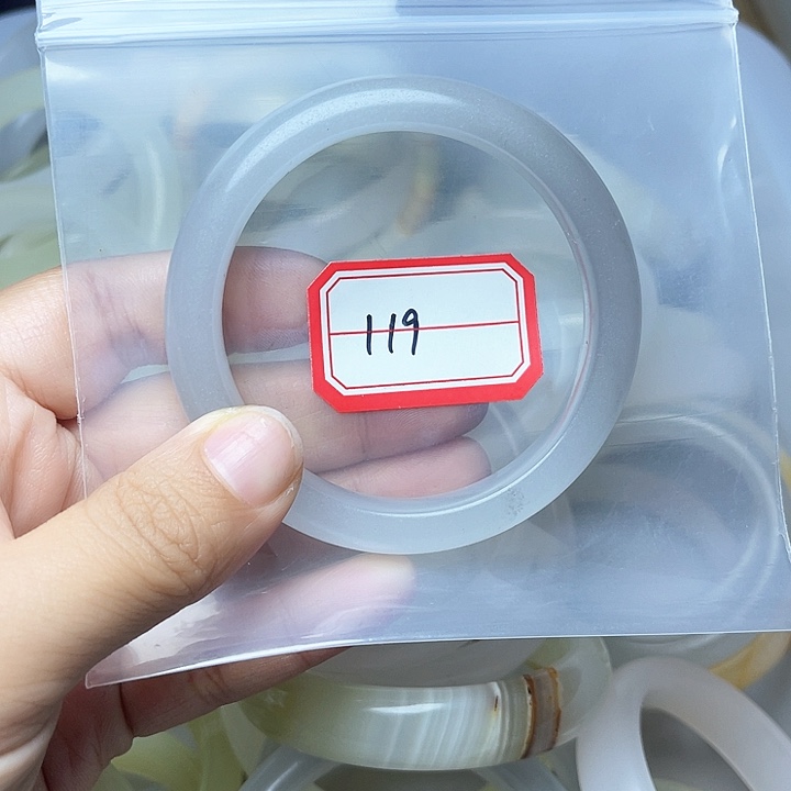 石英质玉手镯未镶嵌119