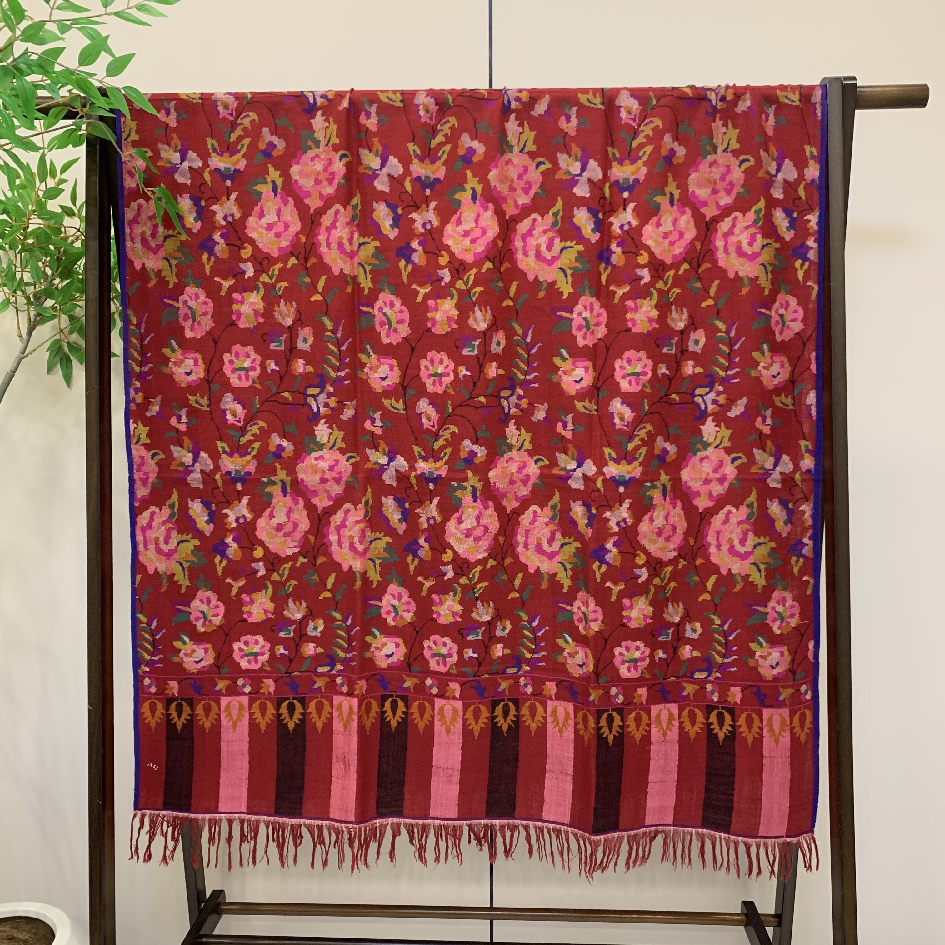 匠艺Kashmir Loom品牌pashmina高原羊绒林青霞款3D玫瑰花卡尼披肩