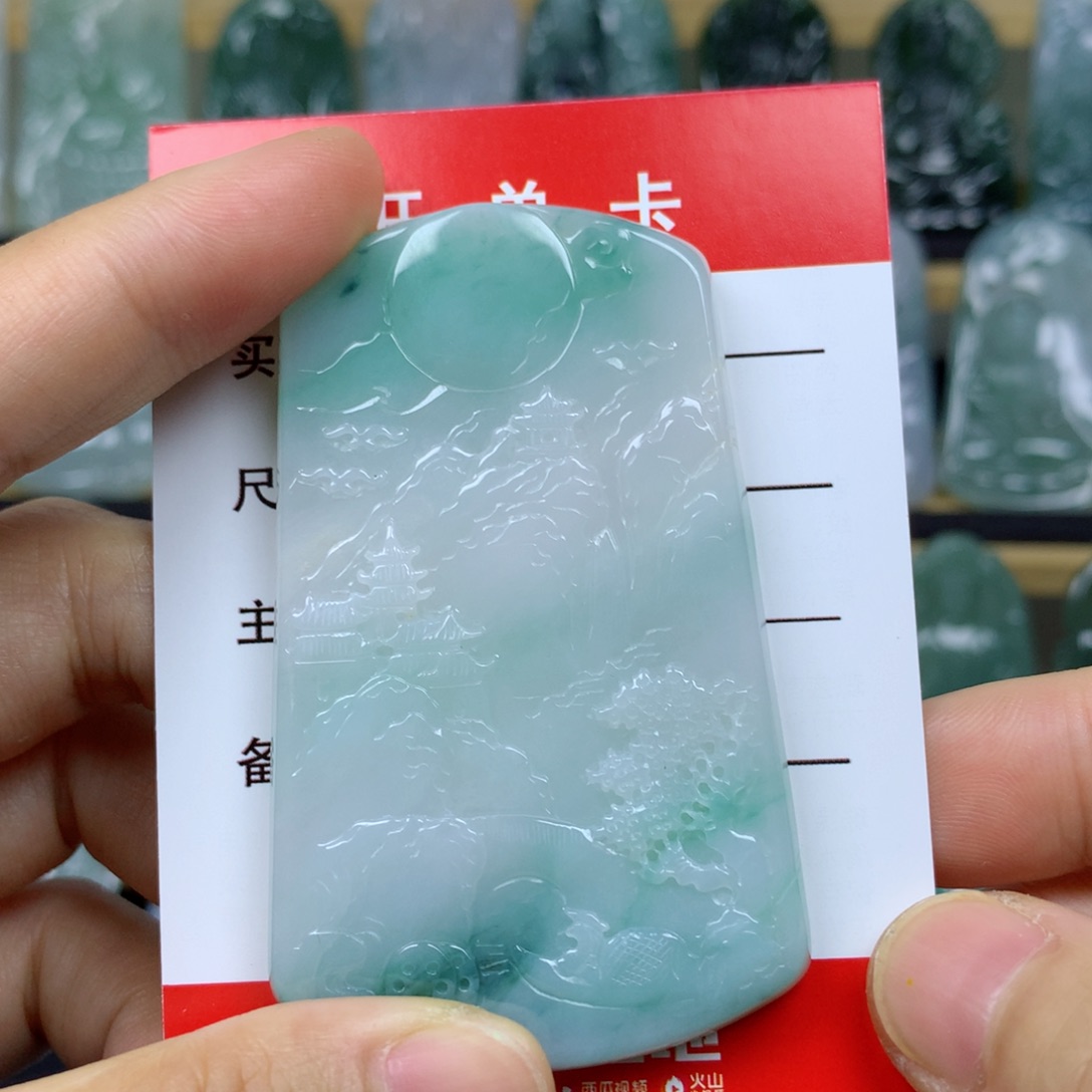 颈饰未镶嵌翡翠山水