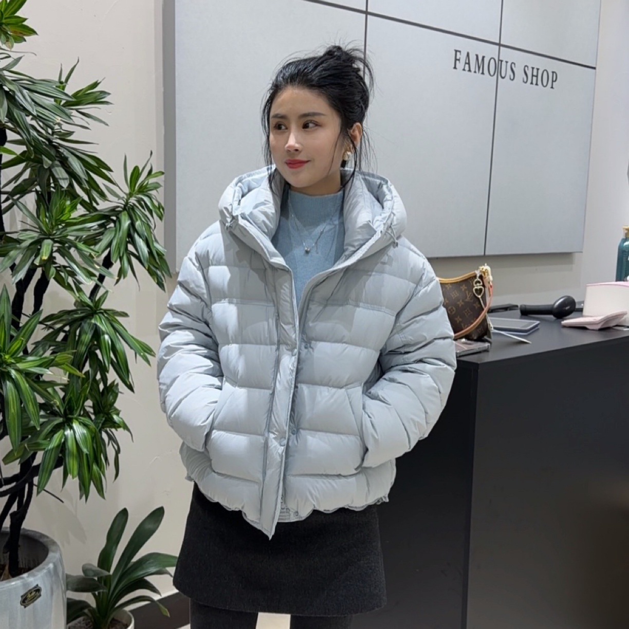 露露专属 香港一诺 7117 《星空少女》 出绒换新 衣长62左右