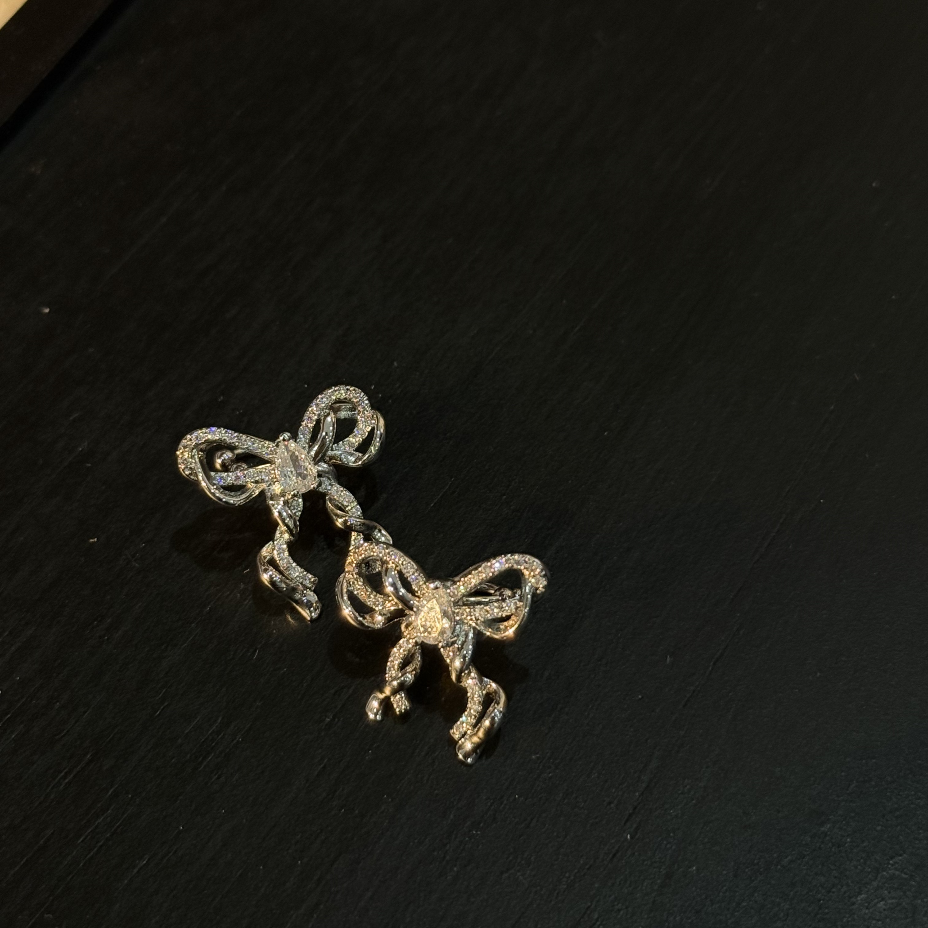 铜合金合成锆石耳饰 HRY0-铜合金简约ins轻奢蝴蝶结耳夹HRY0-1121