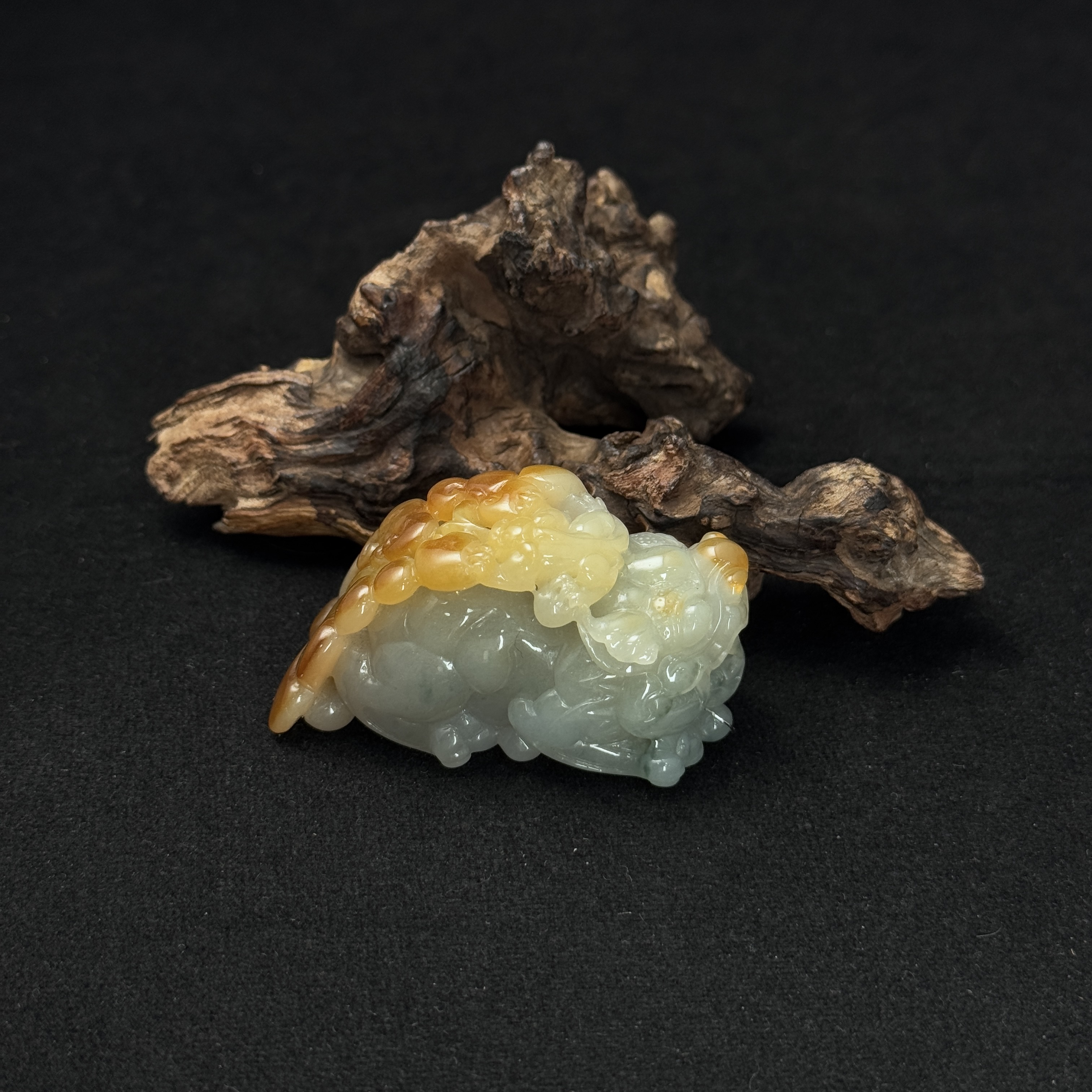 【诚翠拍品第九十六期午】翡翠95吊坠MJ1024