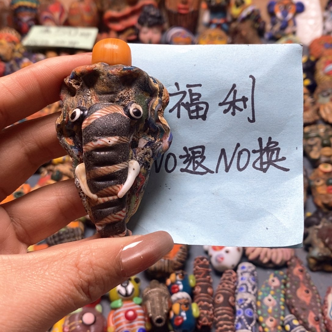 琉璃颈饰印度尼西亚大象