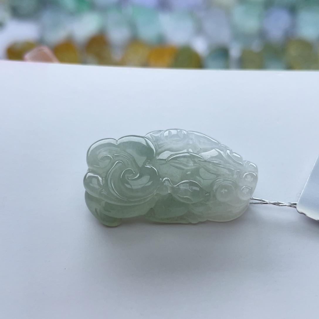 翡翠颈饰未镶嵌貔貅