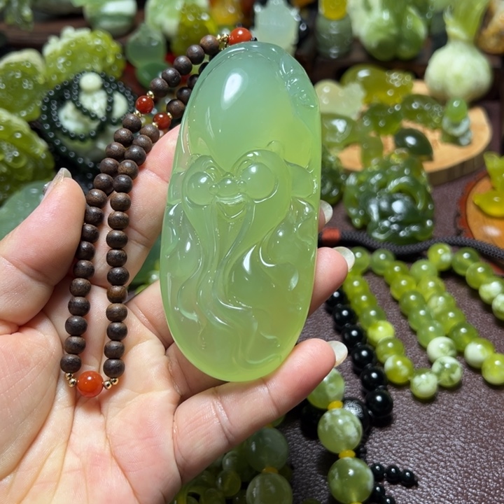未镶嵌蛇纹石玉手链