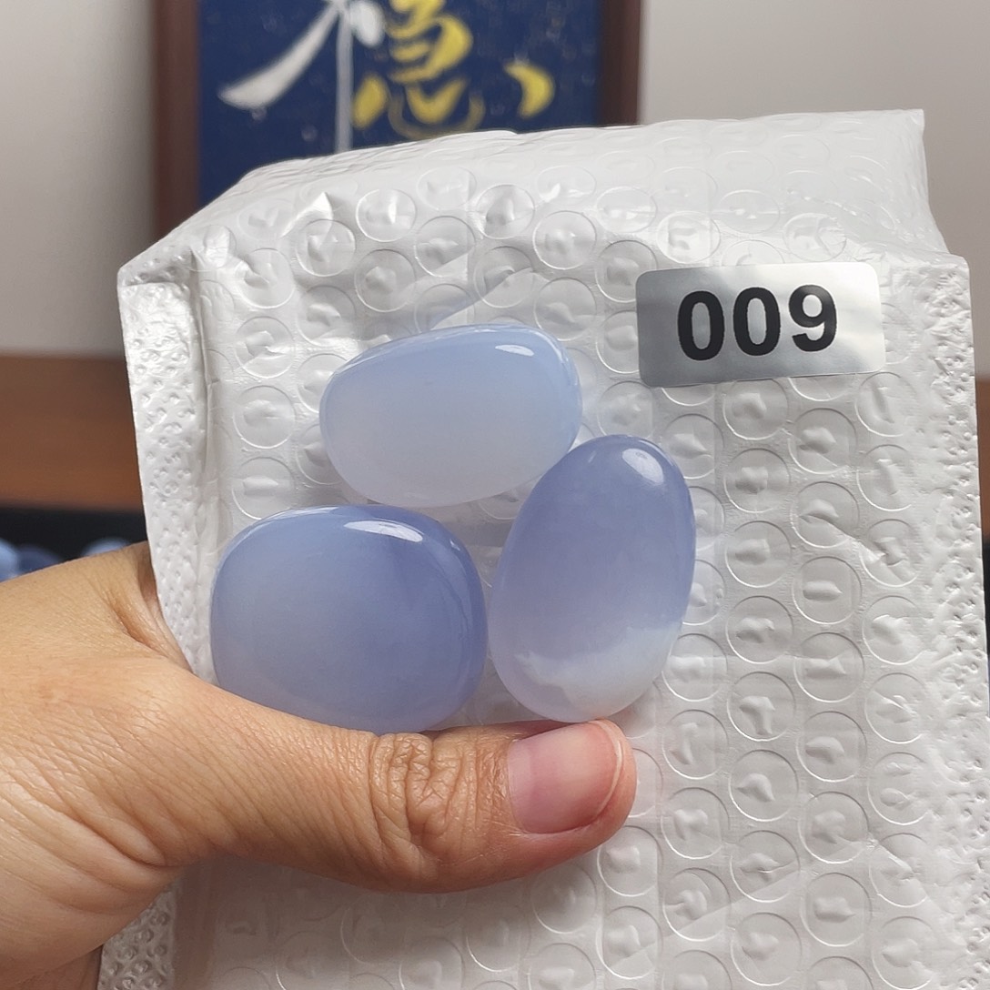 玛瑙/玉髓未镶嵌珠宝奇石