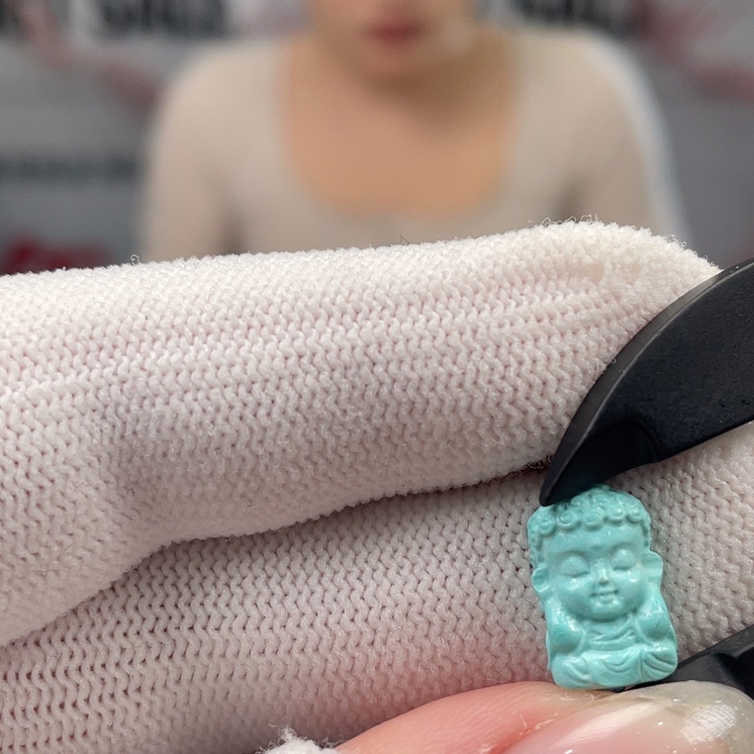 绿松石未镶嵌挂件