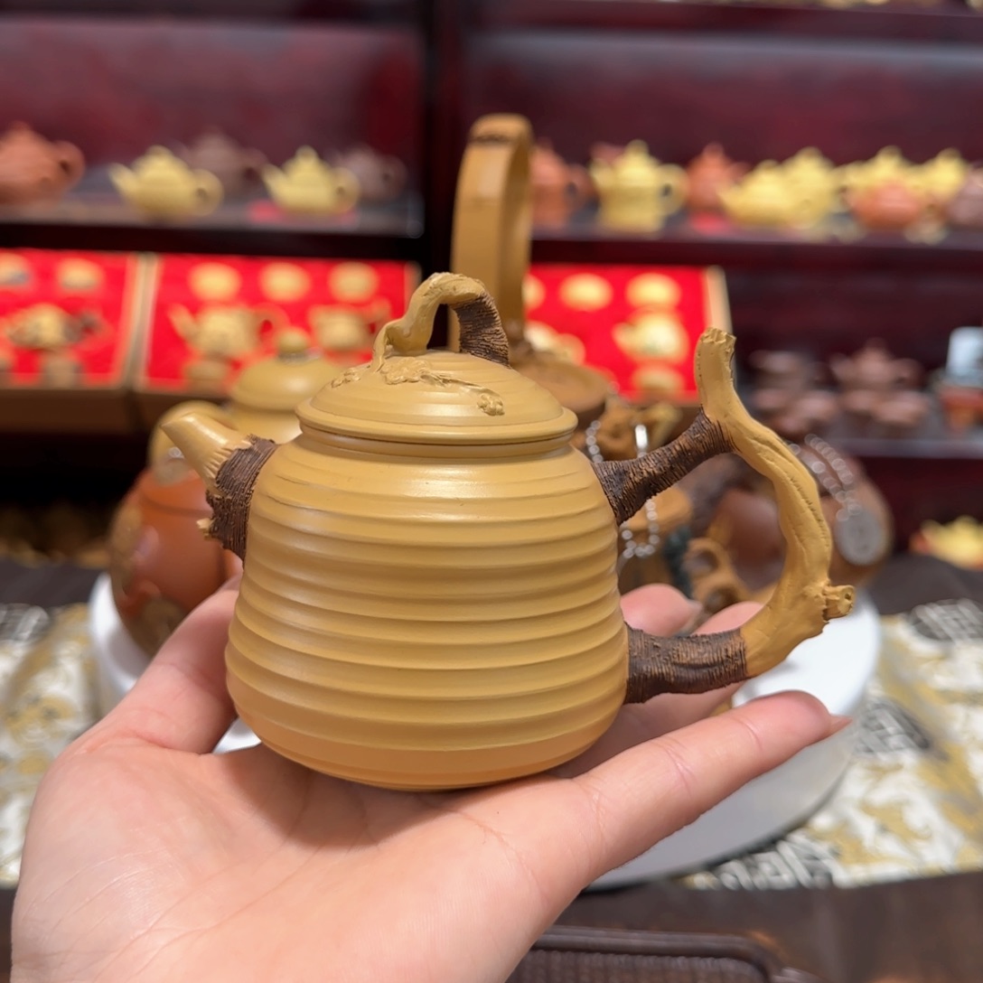 【闪购商品】紫砂茶壶螺纹仿木