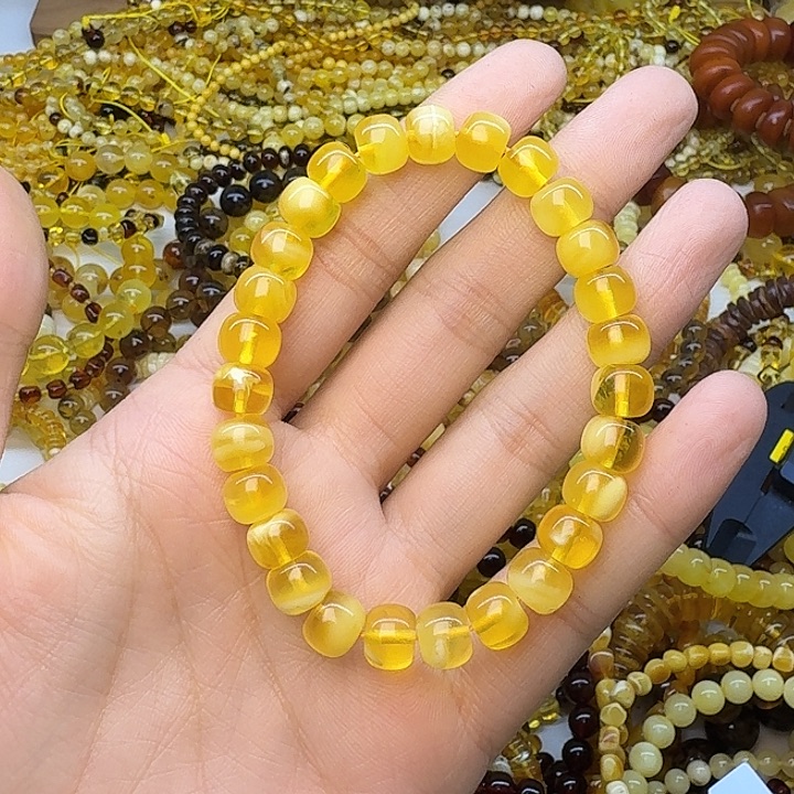 阿***•琥珀未镶嵌珠宝奇石