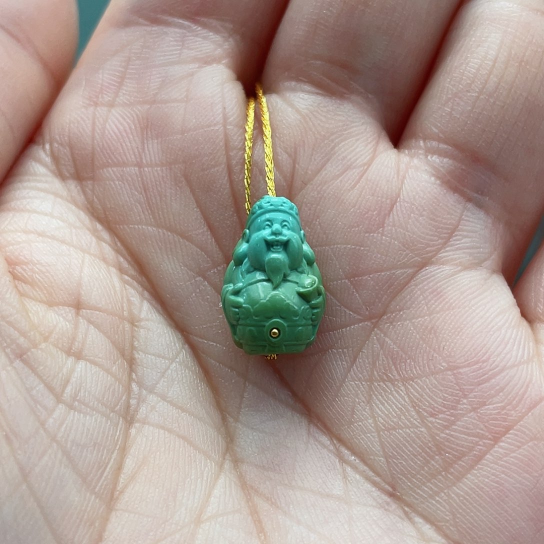 绿松石颈饰未镶嵌