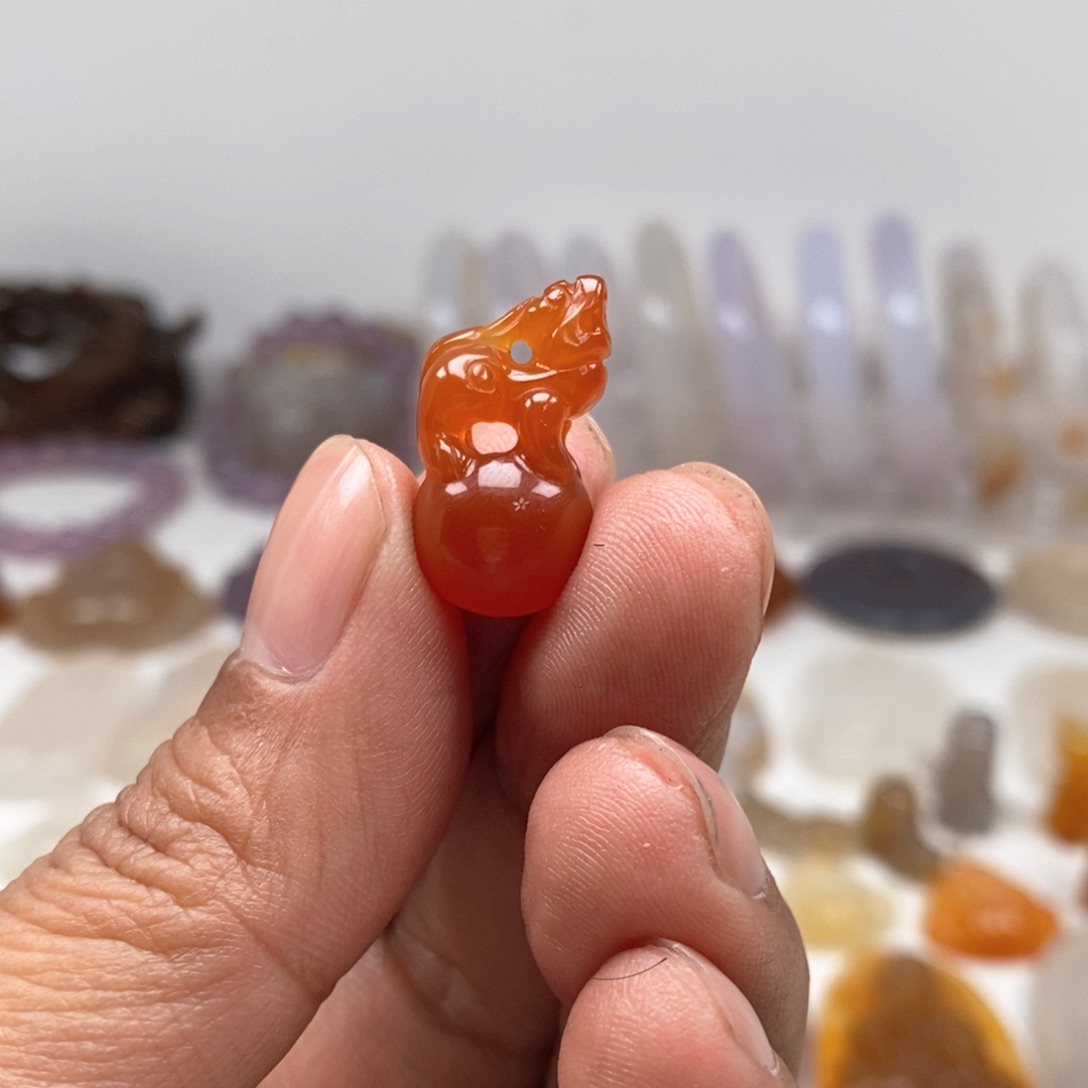 未镶嵌颈饰玛瑙/玉髓