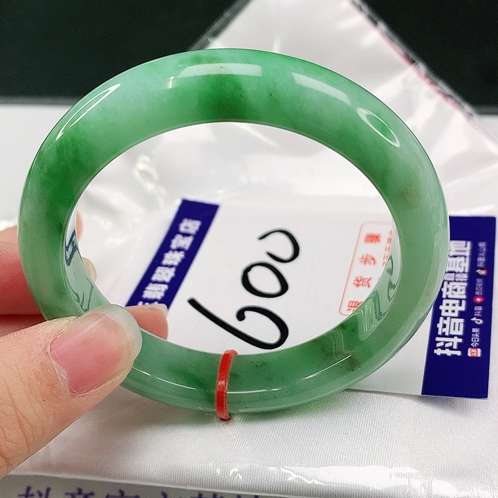 未镶嵌手镯翡翠翡翠