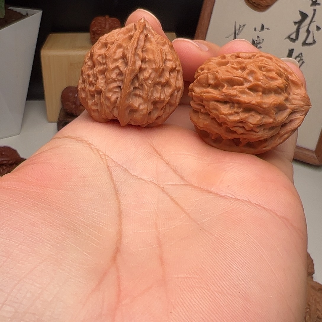 ㅤ***ㅤ吊坠文玩核桃野生