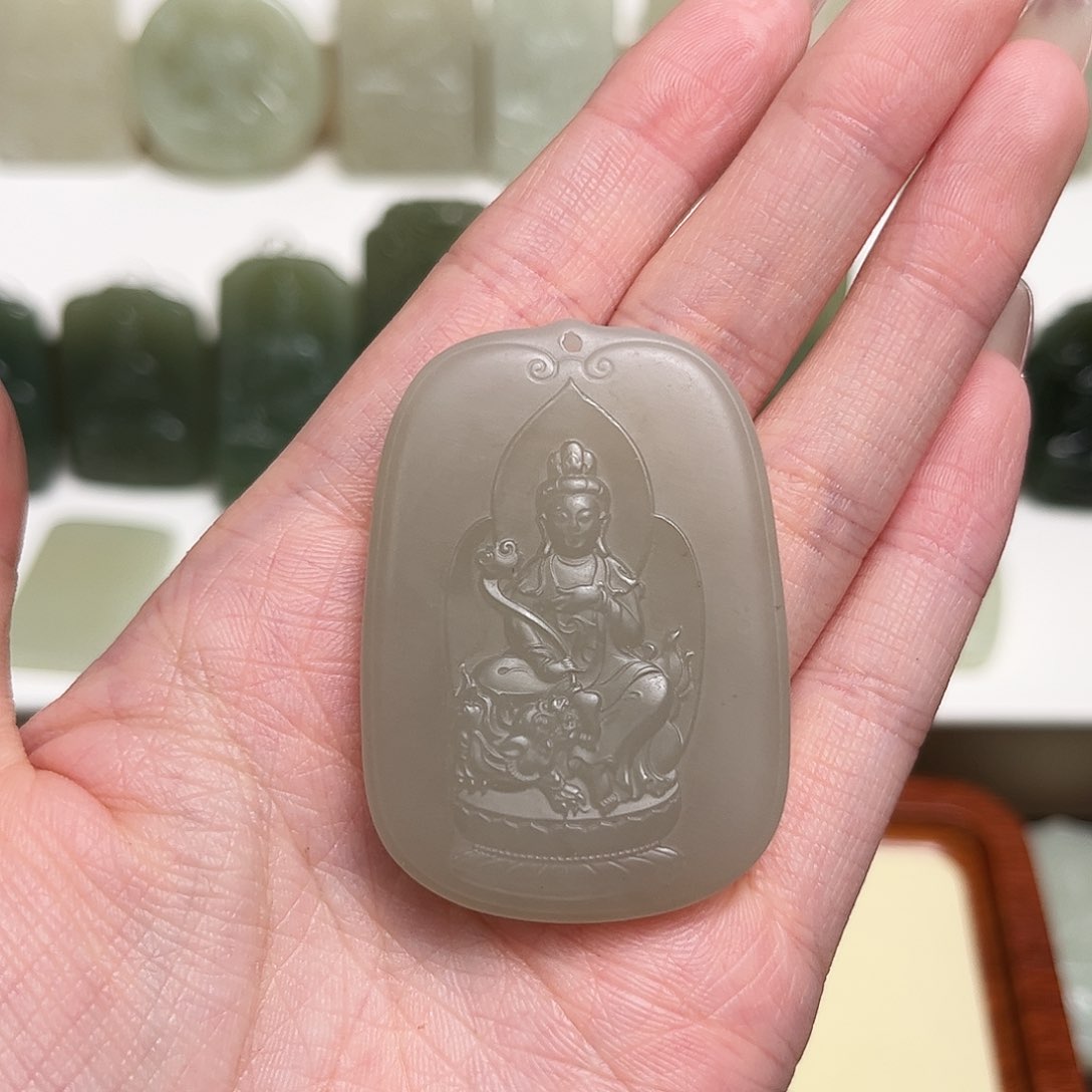 和田玉颈饰未镶嵌芬****7