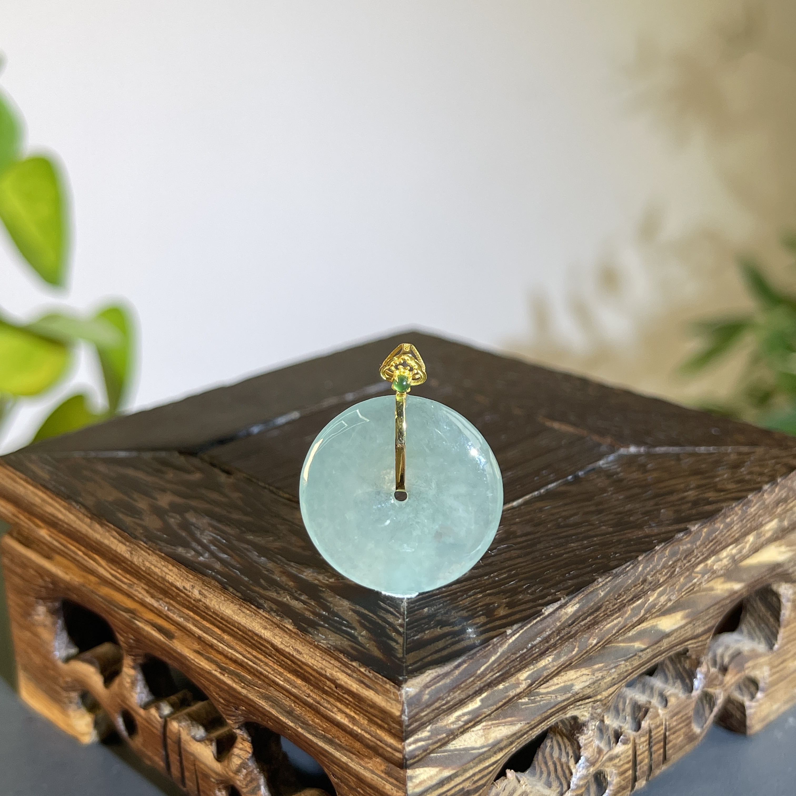 JTB05-24 天然缅甸A货翡翠  18K镶嵌平安扣