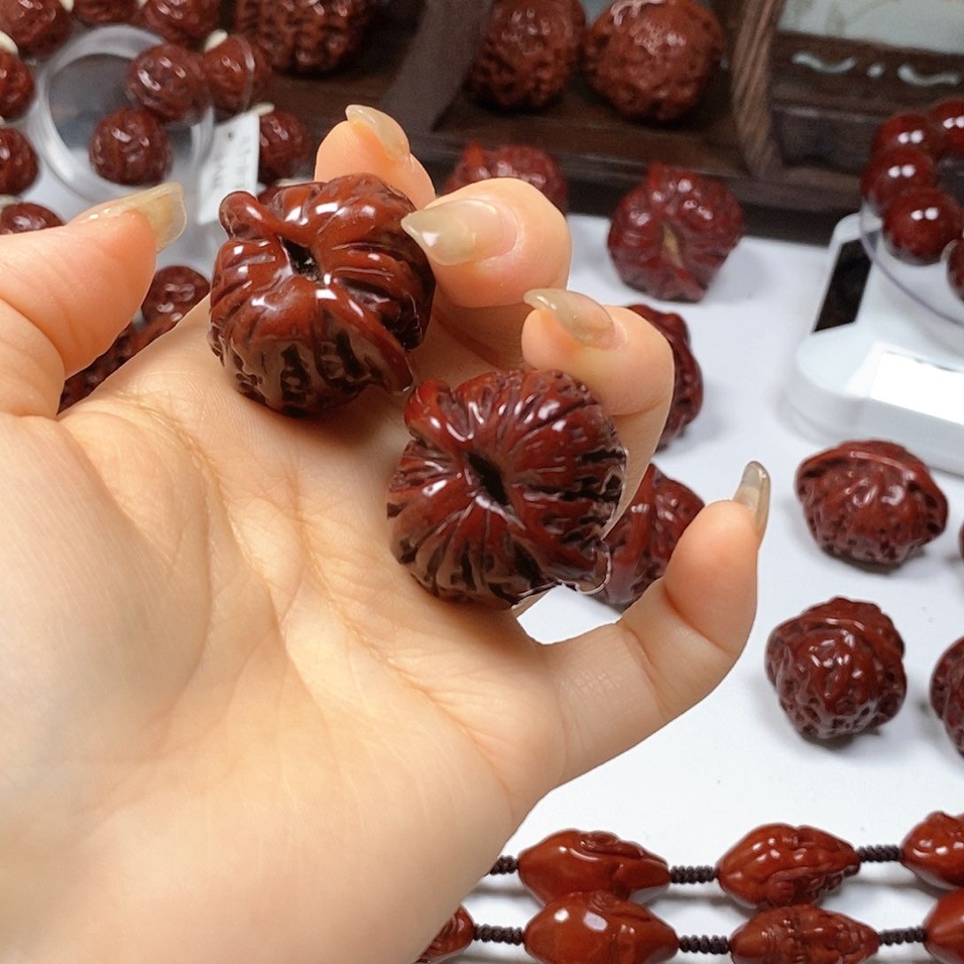 吊坠橄榄核四座楼 32