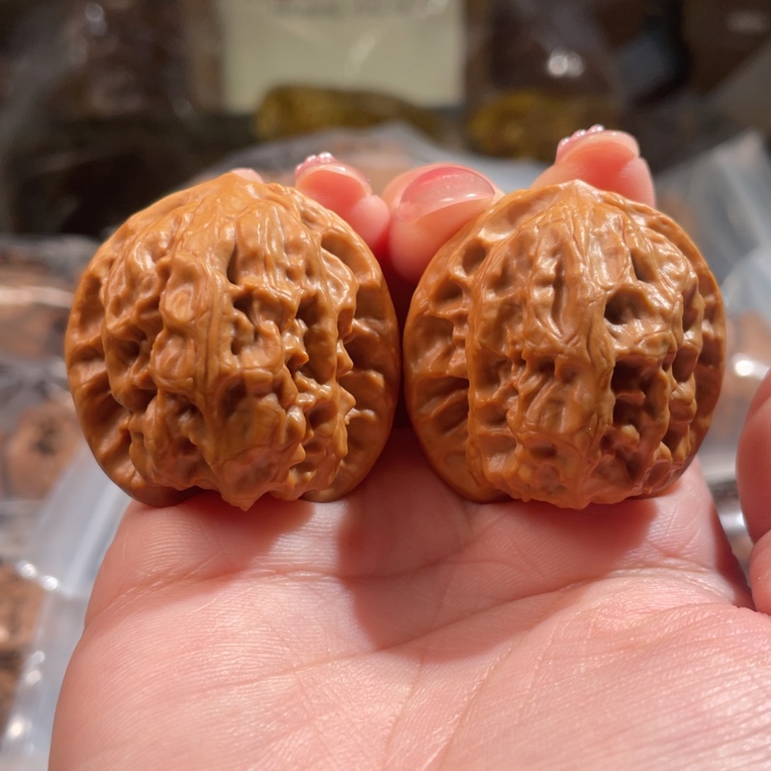 文玩核桃吊坠37野狼