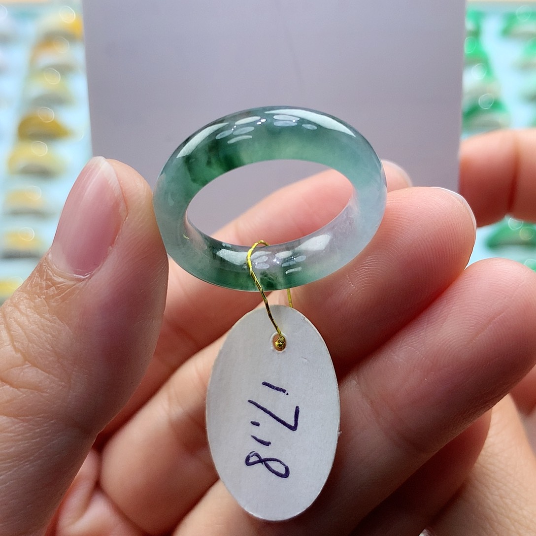 翡翠戒指未镶嵌1718圈