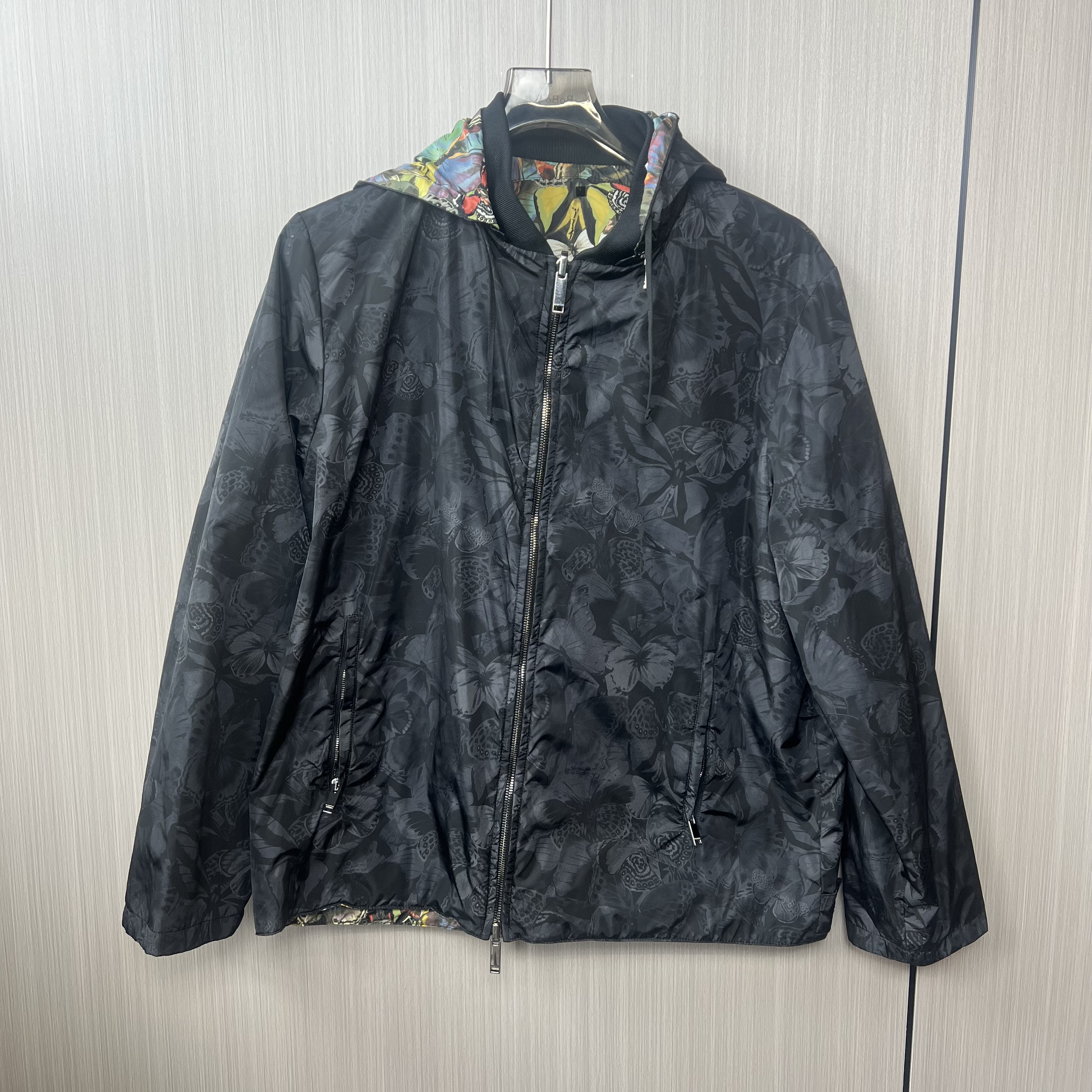 99新 Valentino/华伦天奴 暗纹满印 两面穿 连帽外套 52码/Y01162