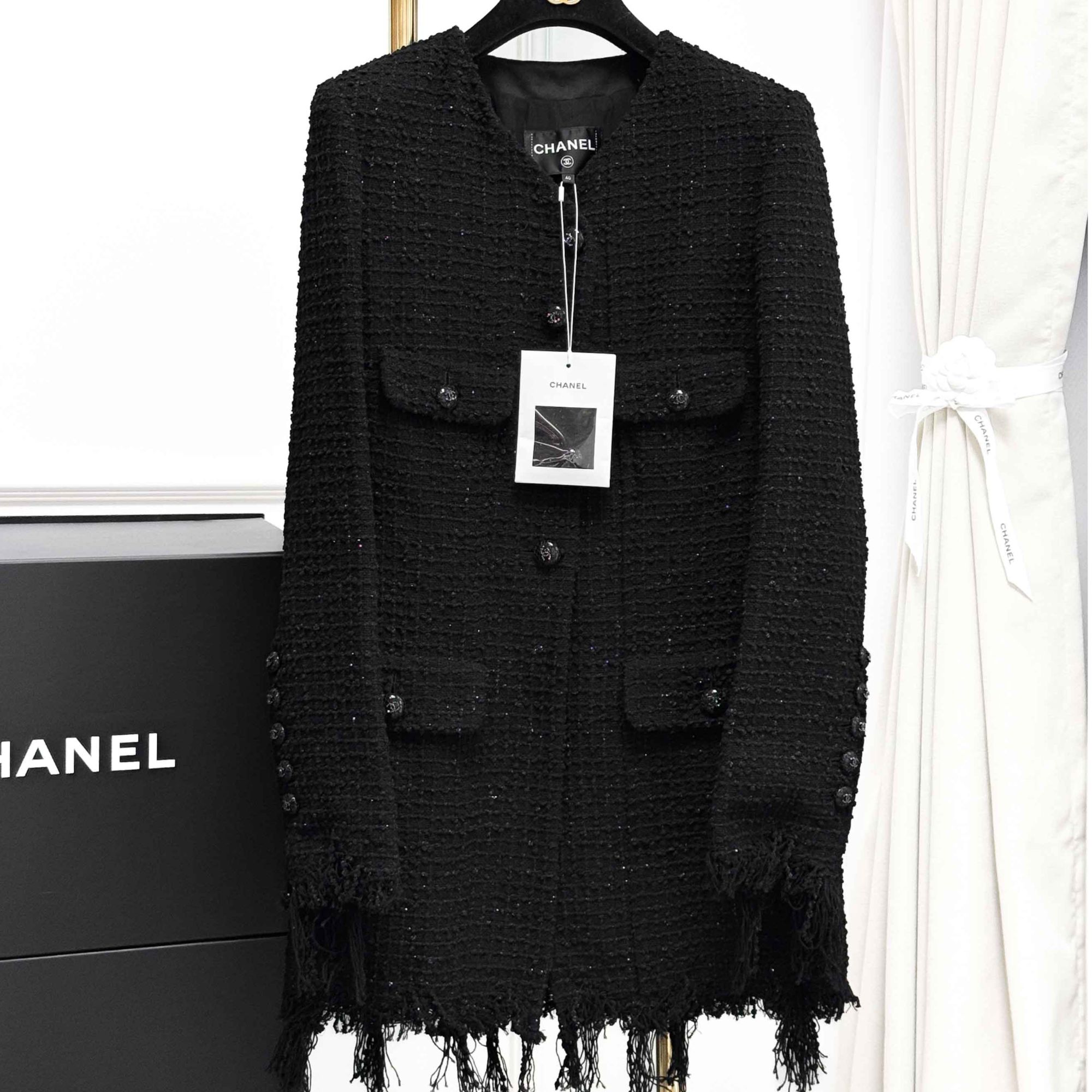 99新 Chanel/香奈儿 40码22C黑色幻彩软呢编织长款收腰流苏外套，