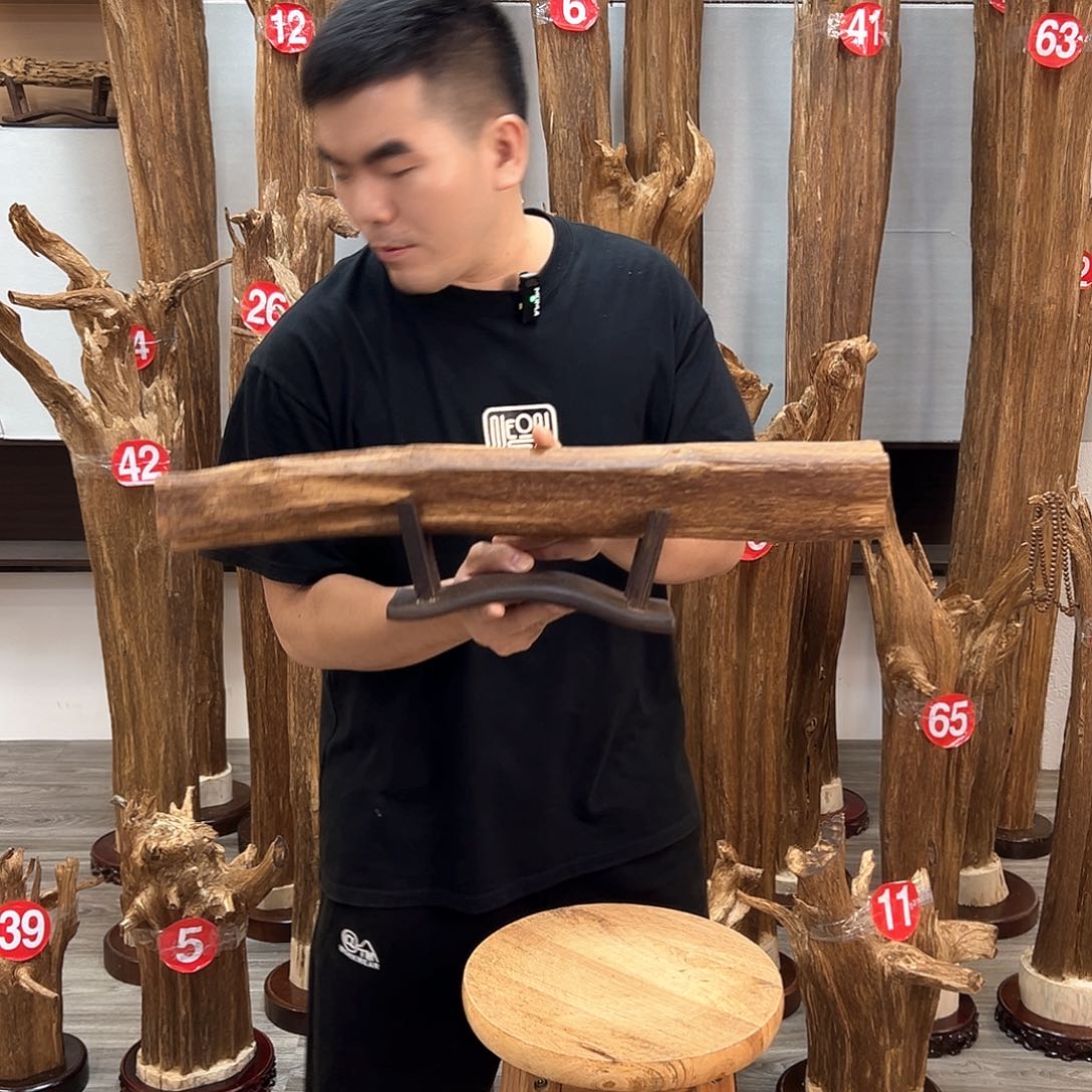 沉香碎屑沉香沉香碎屑