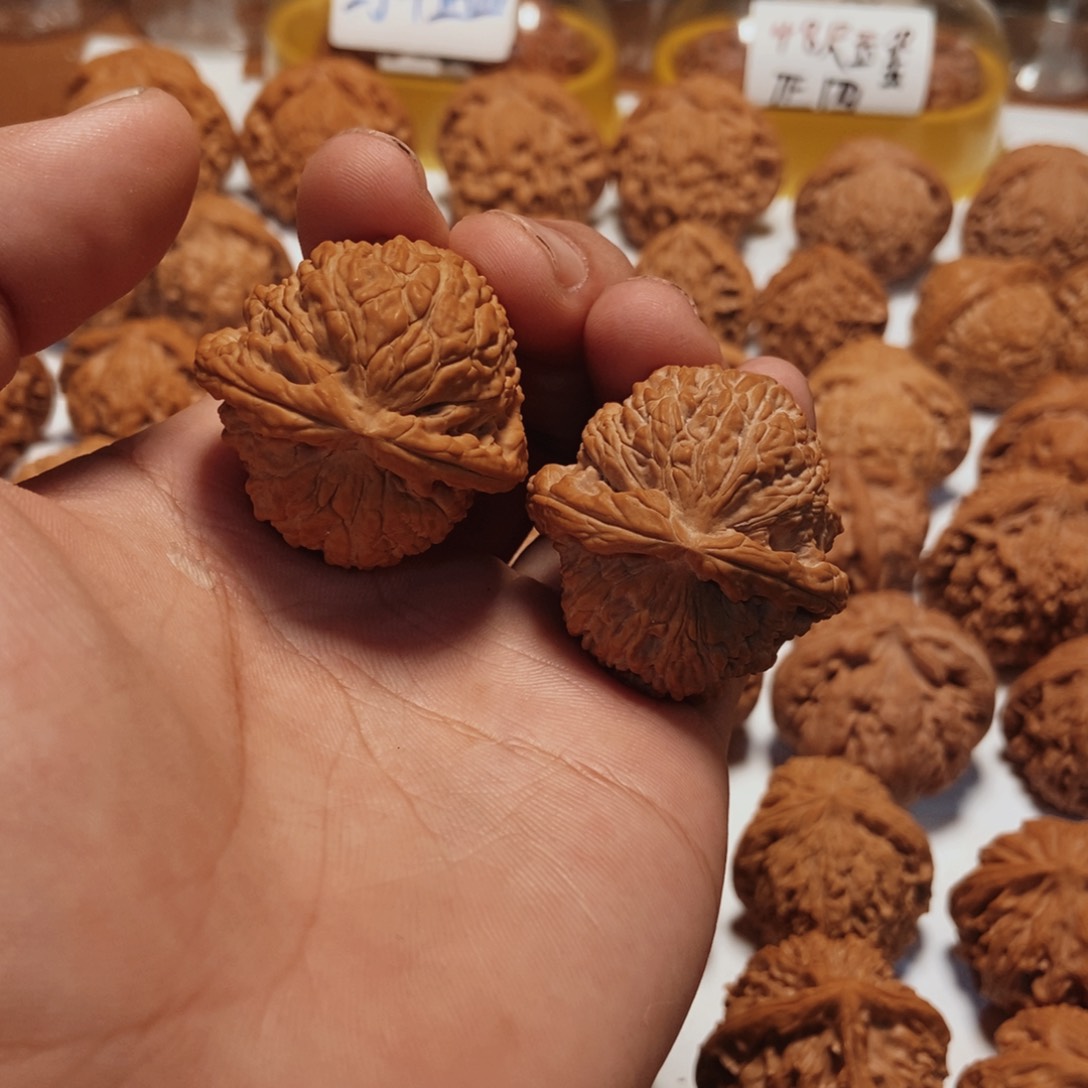 文玩核桃吊坠心*北39