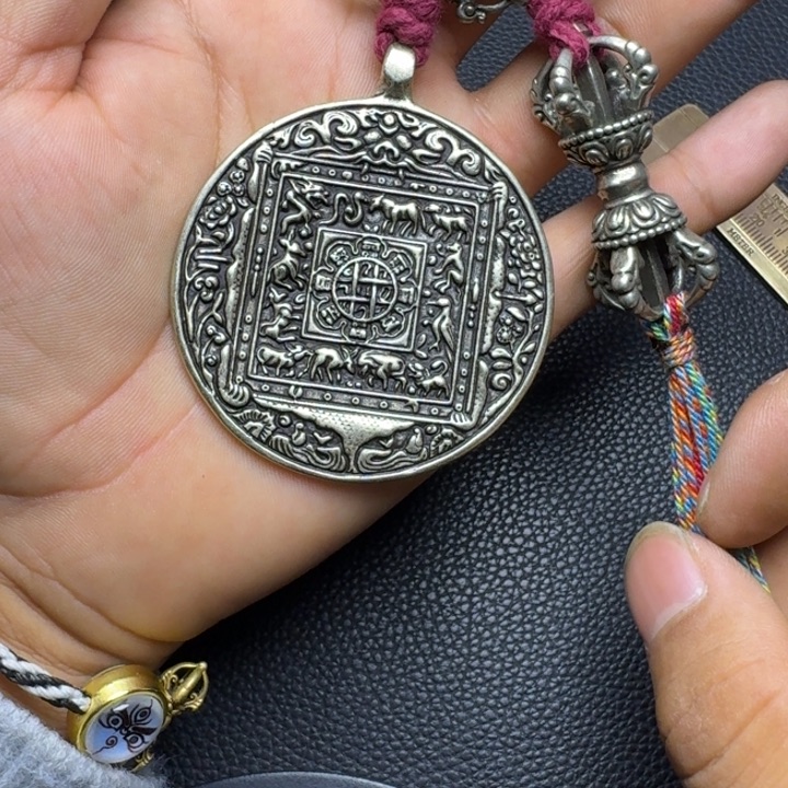 长***城泥塑藏式风格九宫格..