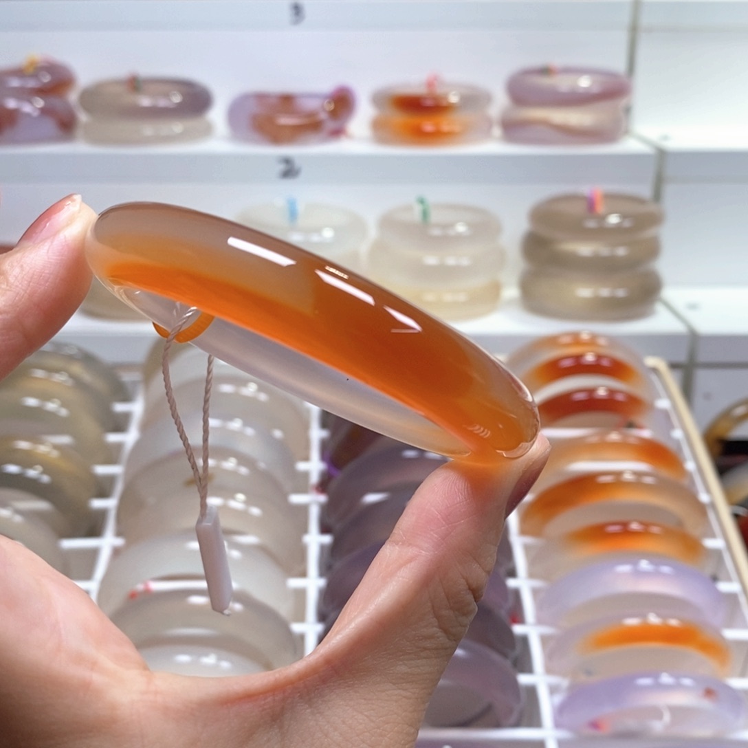 玛瑙/玉髓手镯未镶嵌有沙