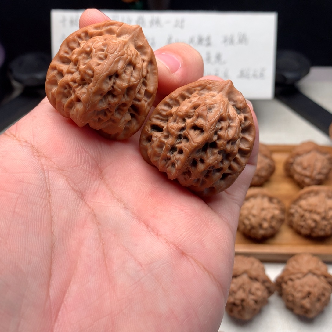 别***.文玩核桃吊坠36佛肚