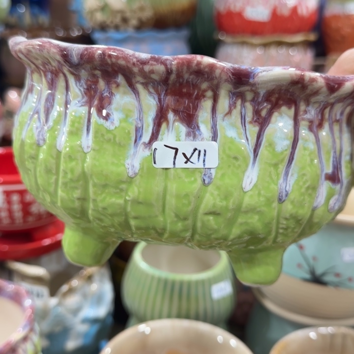 凑9块包邮，有孔花盆