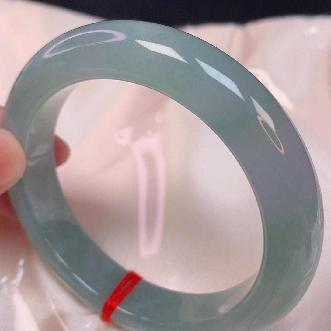 翡翠手镯（圆镯）未镶嵌57