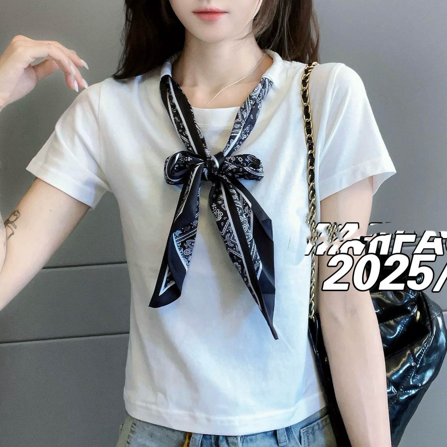 夏季新款设计感丝巾V领短袖女洋气蓝色修身纯色打底百搭气质显瘦