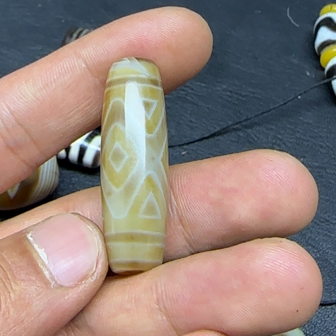 相***沫玛瑙/玉髓未镶嵌格萨推荐藏传一件