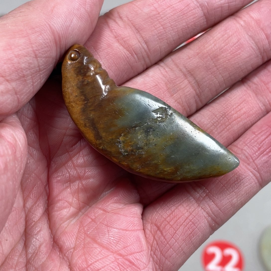 和田玉（糖玉）颈饰未镶嵌