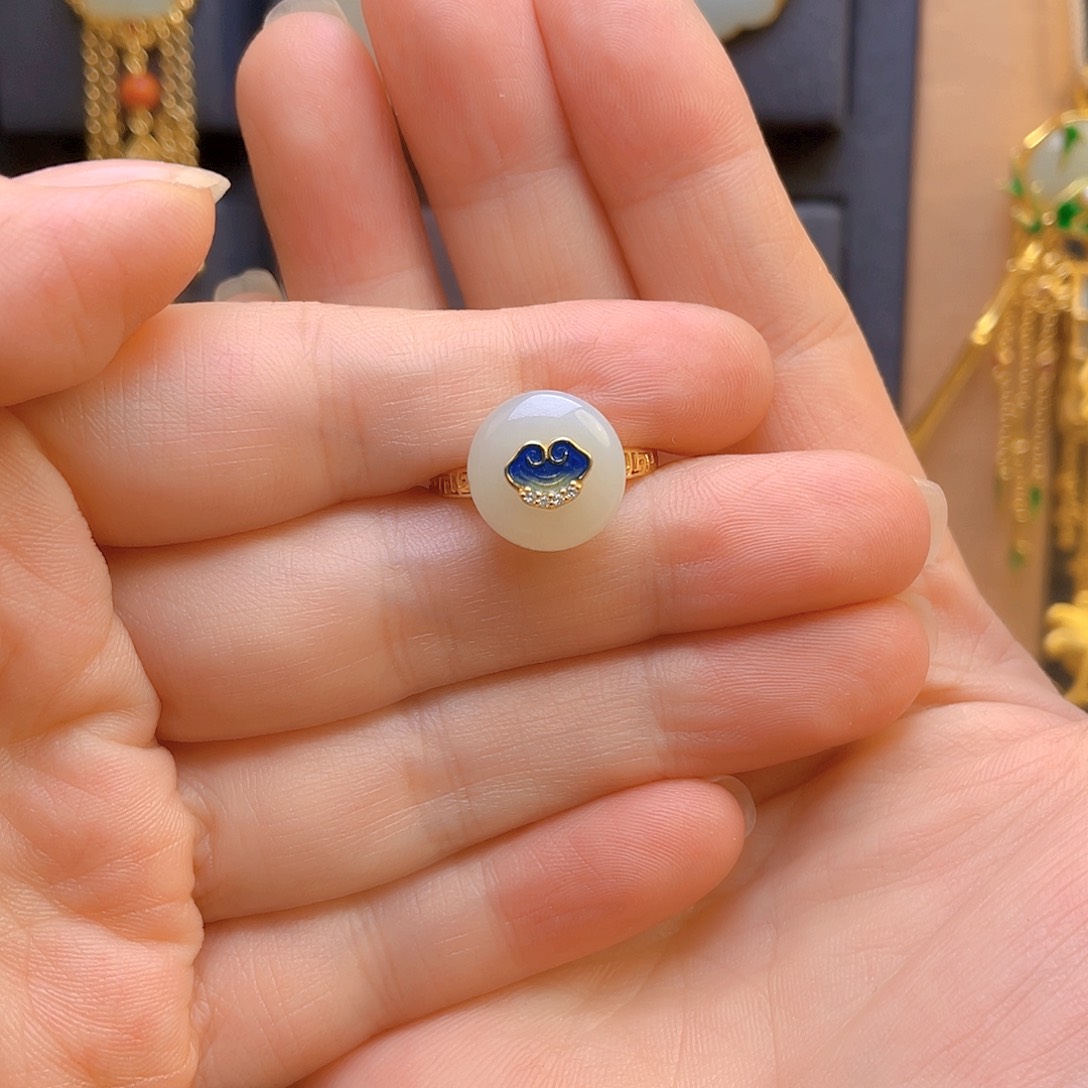 和田玉戒指银S925镀金镶嵌