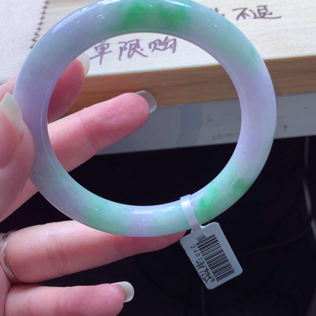 翡翠颈饰未镶嵌手镯58